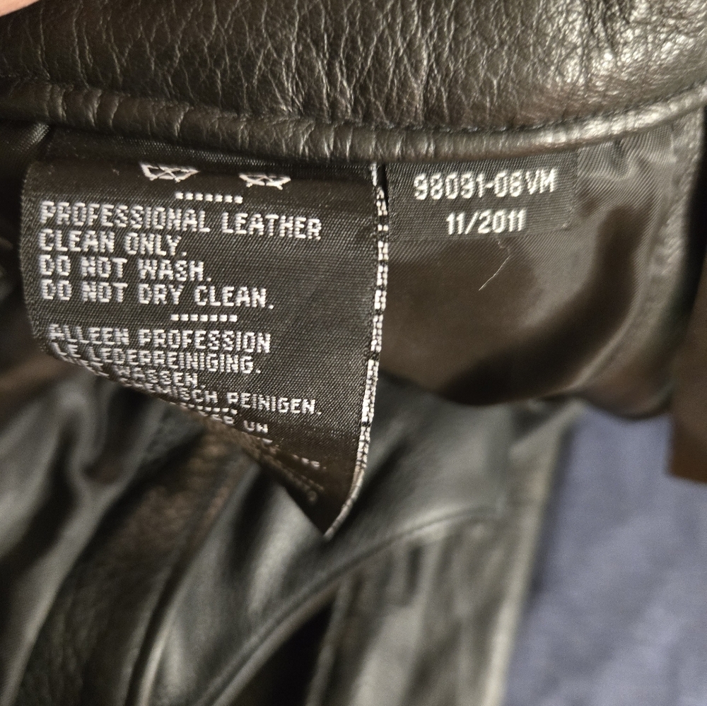 Harley Davidson Riding Gear Leather Chaps - Picture 12 of 16